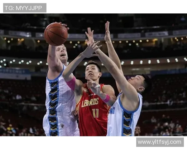 赛后复盘深圳篮球队与成都篮球队的战术意识与表现分析